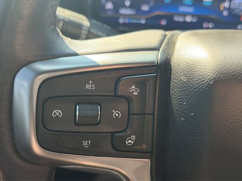 Used 2022 Chevrolet Suburban Premier AWD/4WD image 33