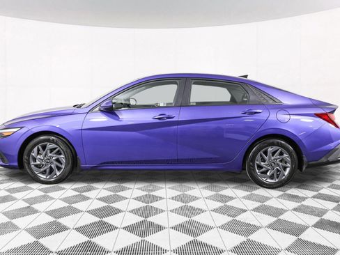Used 2024 Hyundai Elantra SEL image 19