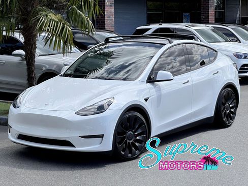 Used 2022 Tesla Model Y Performance AWD/4WD image 1