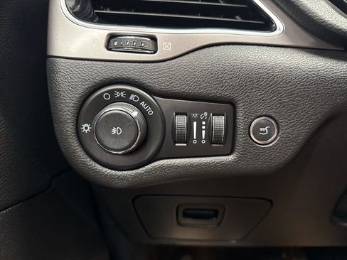 Used 2021 Jeep Cherokee Limited w/ Trailer Tow Group image 40