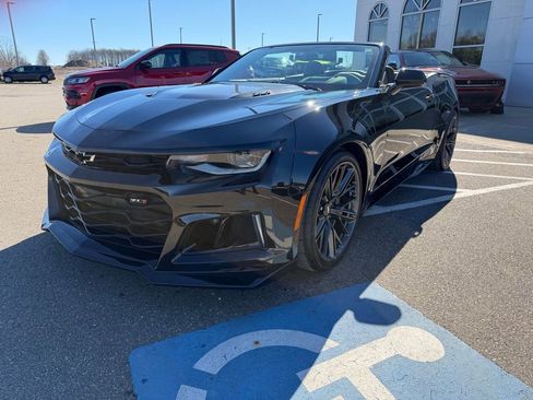 Used 2018 Chevrolet Camaro ZL1 image 8