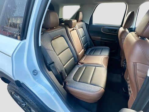 Used 2024 Ford Bronco Sport Outer Banks w/ Tech Package image 28