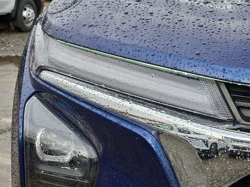 Used 2024 Chevrolet Trax LT image 14