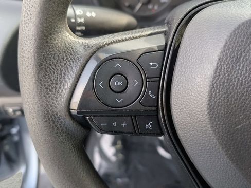 Used 2023 Toyota Corolla LE image 19