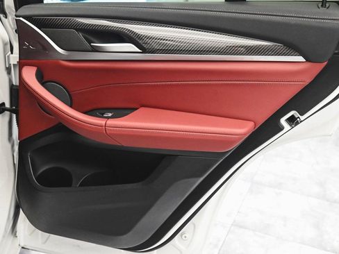 Used 2023 BMW X4 M40i w/ Premium Package image 13