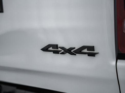 Used 2019 RAM 1500 Rebel w/ Rebel Level 1 Equipment Group AWD/4WD image 8