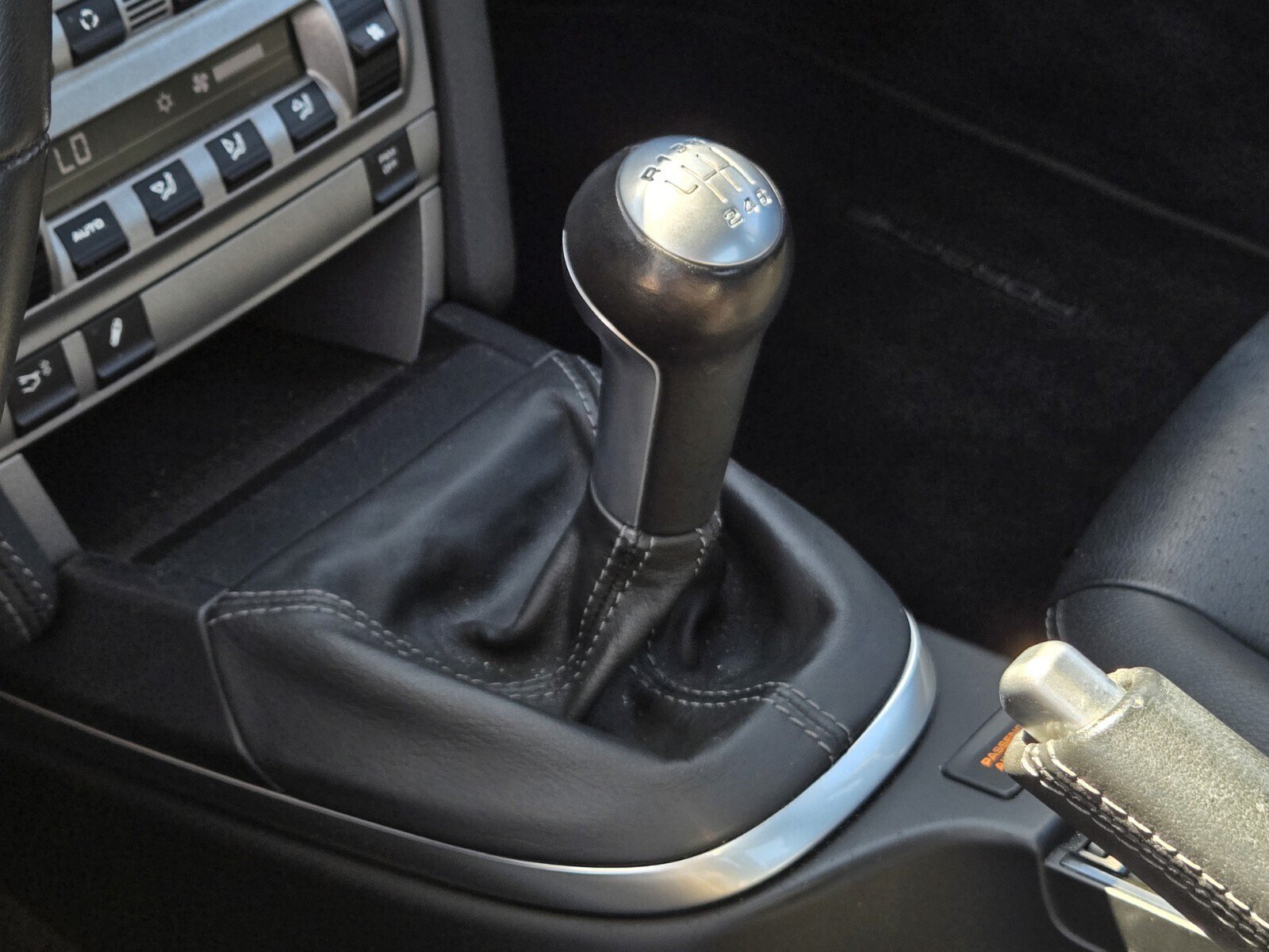 Used 2008 Porsche 911 Carrera 4S AWD/4WD image 17