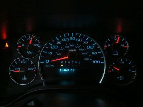 Used 2024 GMC Savana 2500 Work Van w/ Driver Convenience Package image 25