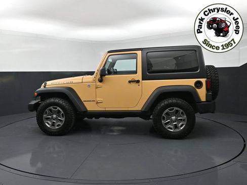 Used 2013 Jeep Wrangler Rubicon w/ PWR Convenience Group AWD/4WD image 3