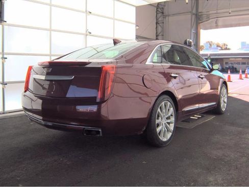 Used 2017 Cadillac XTS Luxury image 4