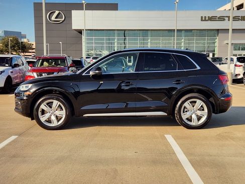 Used 2019 Audi Q5 Prestige w/ Prestige Package image 4