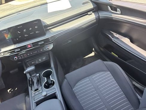 Used 2026 Kia K5 LXS FWD image 16