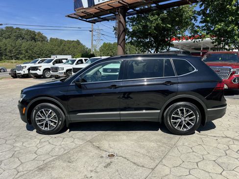 Used 2020 Volkswagen Tiguan SE FWD image 9