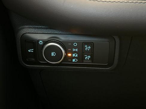 New 2026 Ford Explorer Platinum image 28