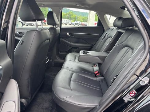 Used 2023 Hyundai Sonata Limited w/ Cargo Package FWD image 11