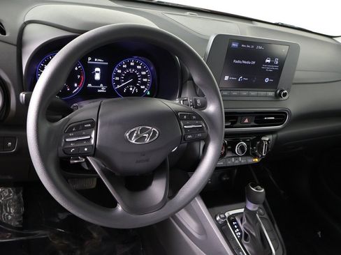 Used 2023 Hyundai Kona SEL image 22