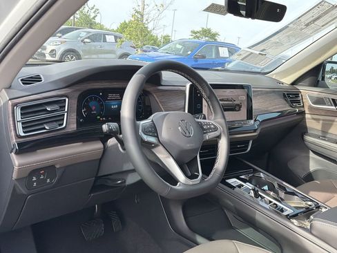 New 2026 Volkswagen Atlas SEL AWD/4WD image 10
