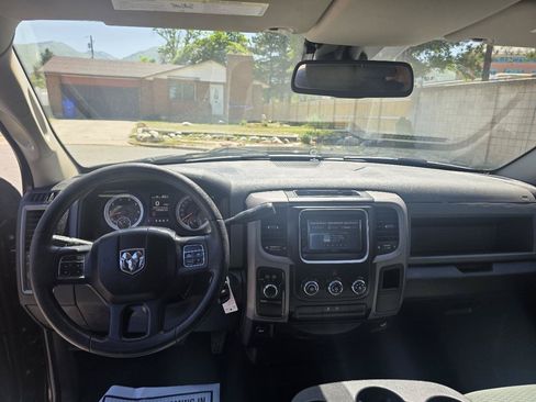 Used 2015 RAM 1500 ST w/ SXT Appearance Group AWD/4WD image 10