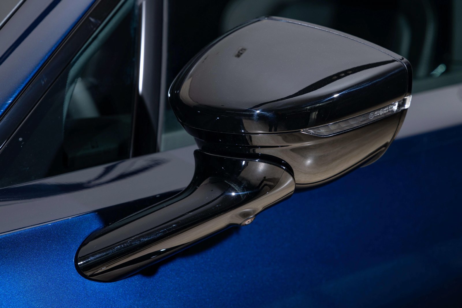 New 2026 Aston Martin DBX 707 AWD/4WD image 46