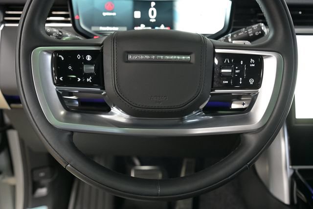 Used 2026 Land Rover Range Rover Long Wheelbase SE AWD/4WD image 40