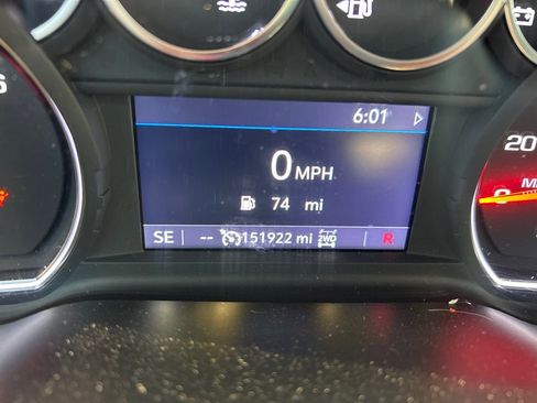 Used 2019 Chevrolet Silverado 1500 LTZ image 17