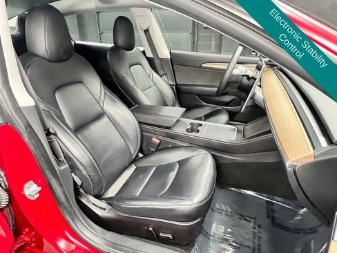 Used 2022 Tesla Model 3 Standard Range RWD image 8