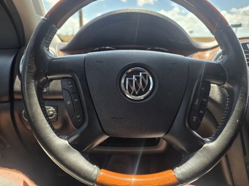 Used 2012 Buick Enclave Leather w/ LPO, Cargo Convenience Pkg FWD image 20