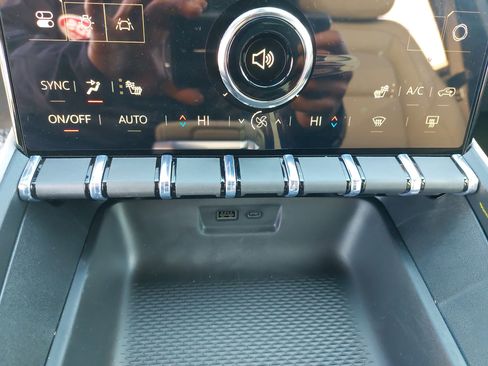 New 2026 GMC Terrain Elevation image 22