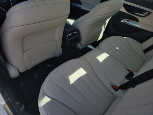 Used 2026 Mercedes-Benz E 350 Sedan image 23