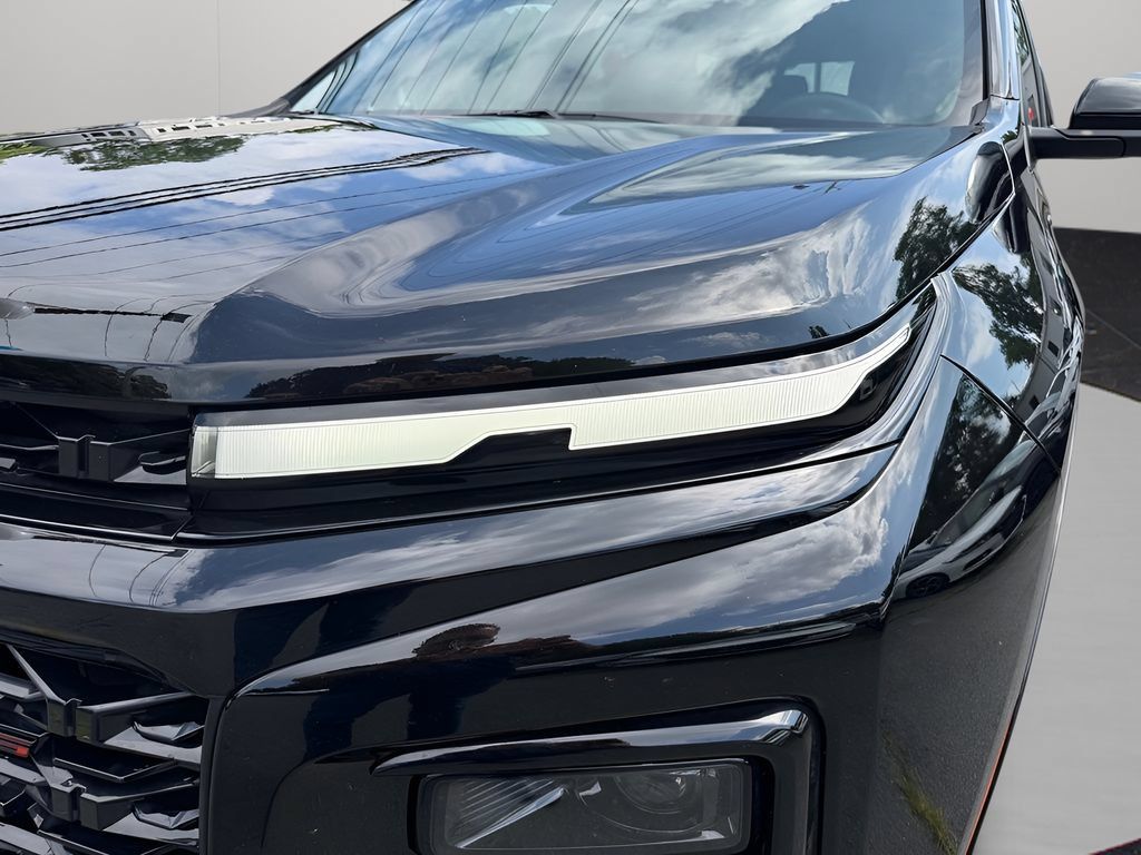 Used 2026 Chevrolet Traverse RS AWD/4WD image 11