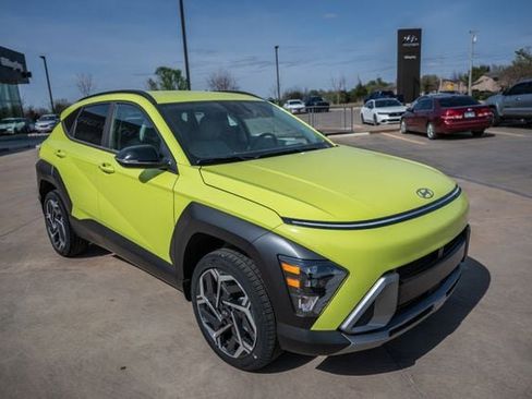 New 2026 Hyundai Kona SEL Premium image 7
