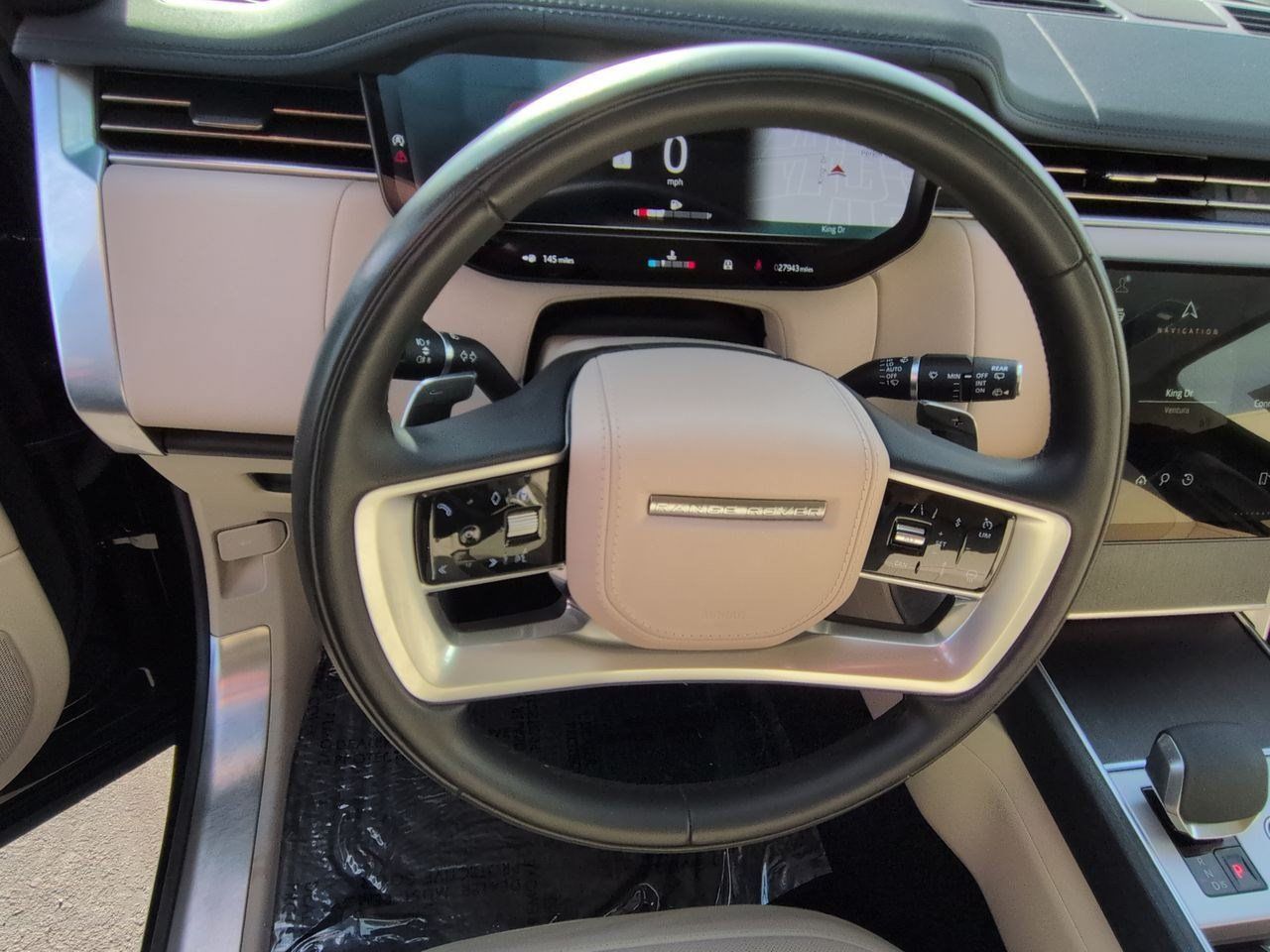 Used 2024 Land Rover Range Rover SE AWD/4WD image 10