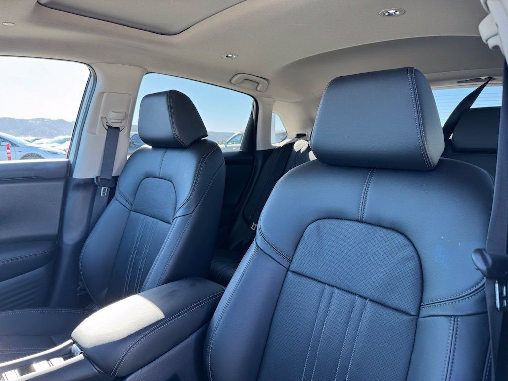 Used 2026 Honda HR-V EX-L image 15