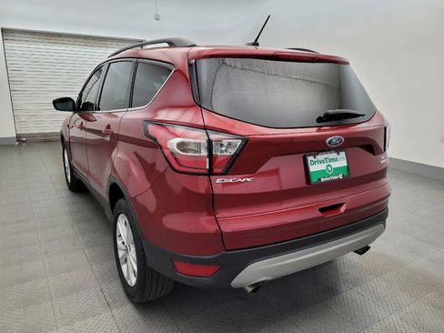Used 2017 Ford Escape SE w/ Equipment Group 201A FWD image 5