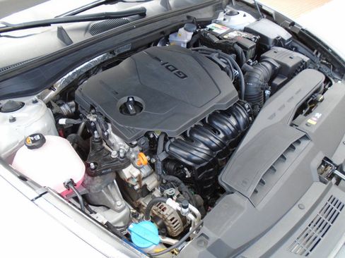 Used 2021 Hyundai Sonata SE FWD image 16