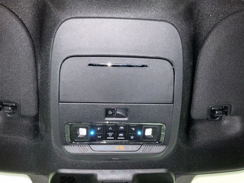 Used 2022 Ford F150 Lariat w/ Equipment Group 502A High AWD/4WD image 22