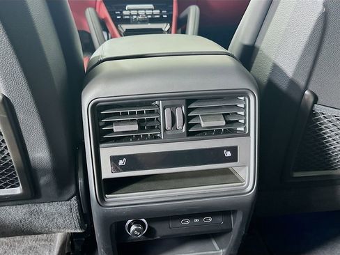 New 2026 Porsche Cayenne E-Hybrid AWD/4WD image 27