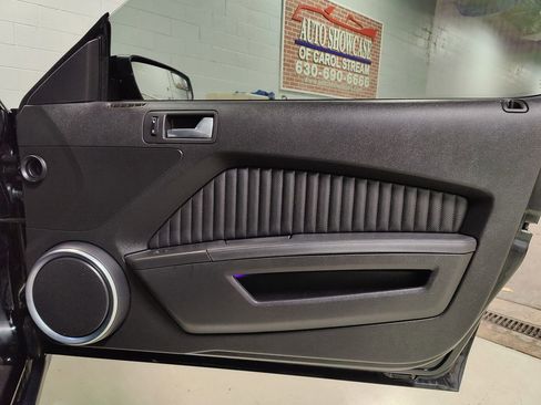 Used 2011 Ford Mustang Shelby GT500 w/ SVT Performance Pkg image 10