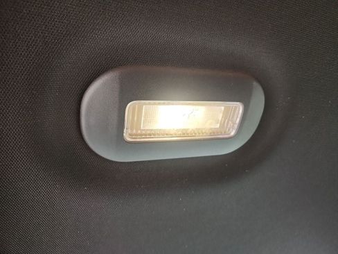 Used 2023 RAM 1500 Laramie AWD/4WD image 13