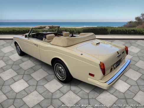 Used 1990 Rolls-Royce Corniche III RWD image 13