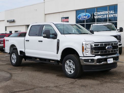New 2026 Ford F250 XLT w/ Snow Plow Prep Package AWD/4WD image 5
