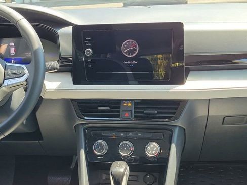 Used 2025 Volkswagen Taos S image 5