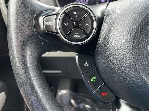 Used 2018 Kia Soul + image 30