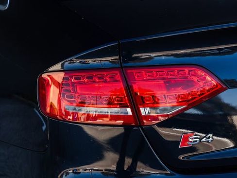 Used 2010 Audi S4 Premium Plus image 47