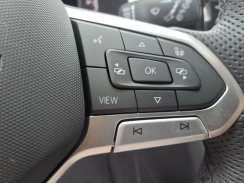 Used 2023 Volkswagen Atlas SEL R-Line AWD/4WD image 20