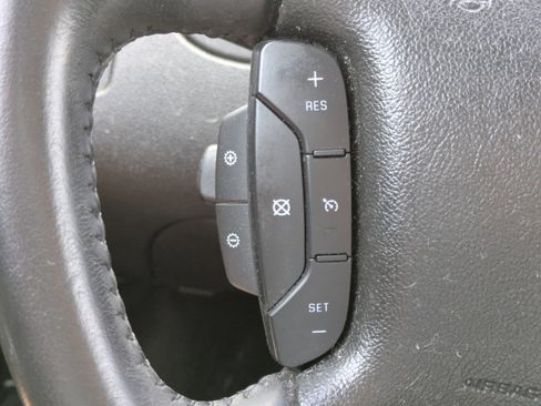 Used 2013 Chevrolet Impala LTZ image 21