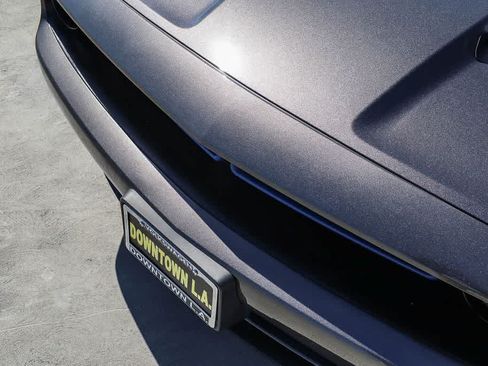 Used 2021 Dodge Challenger SXT RWD image 8
