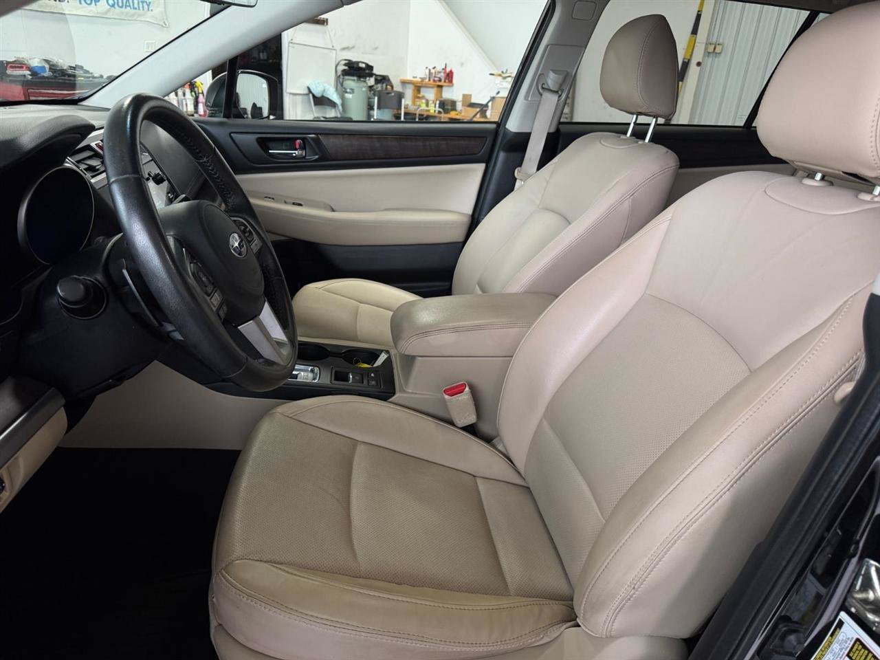 Used 2017 Subaru Outback 2.5i Limited AWD/4WD image 8