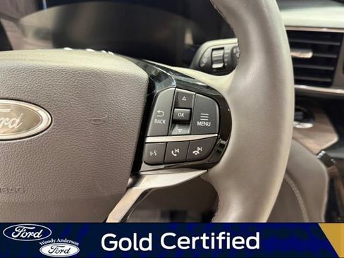 Certified 2024 Ford Explorer Platinum w/ Technology Package AWD/4WD image 12