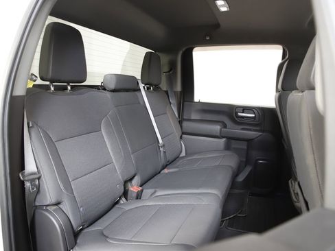 Used 2021 Chevrolet Silverado 3500 LT w/ Convenience Package image 9